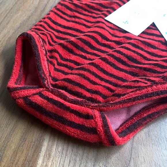 Noe & Zoe Terry Ruffle Body Onesie Red Stripes Size 0-3M NWT - Picture 2 of 8